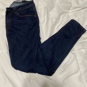 Skinny ankle jeans